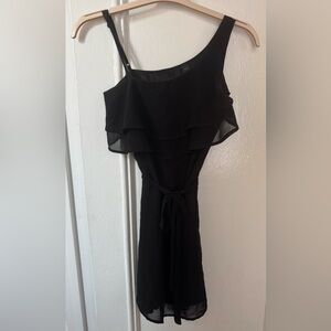 Beautiful H&M black dress - must go 7/1!